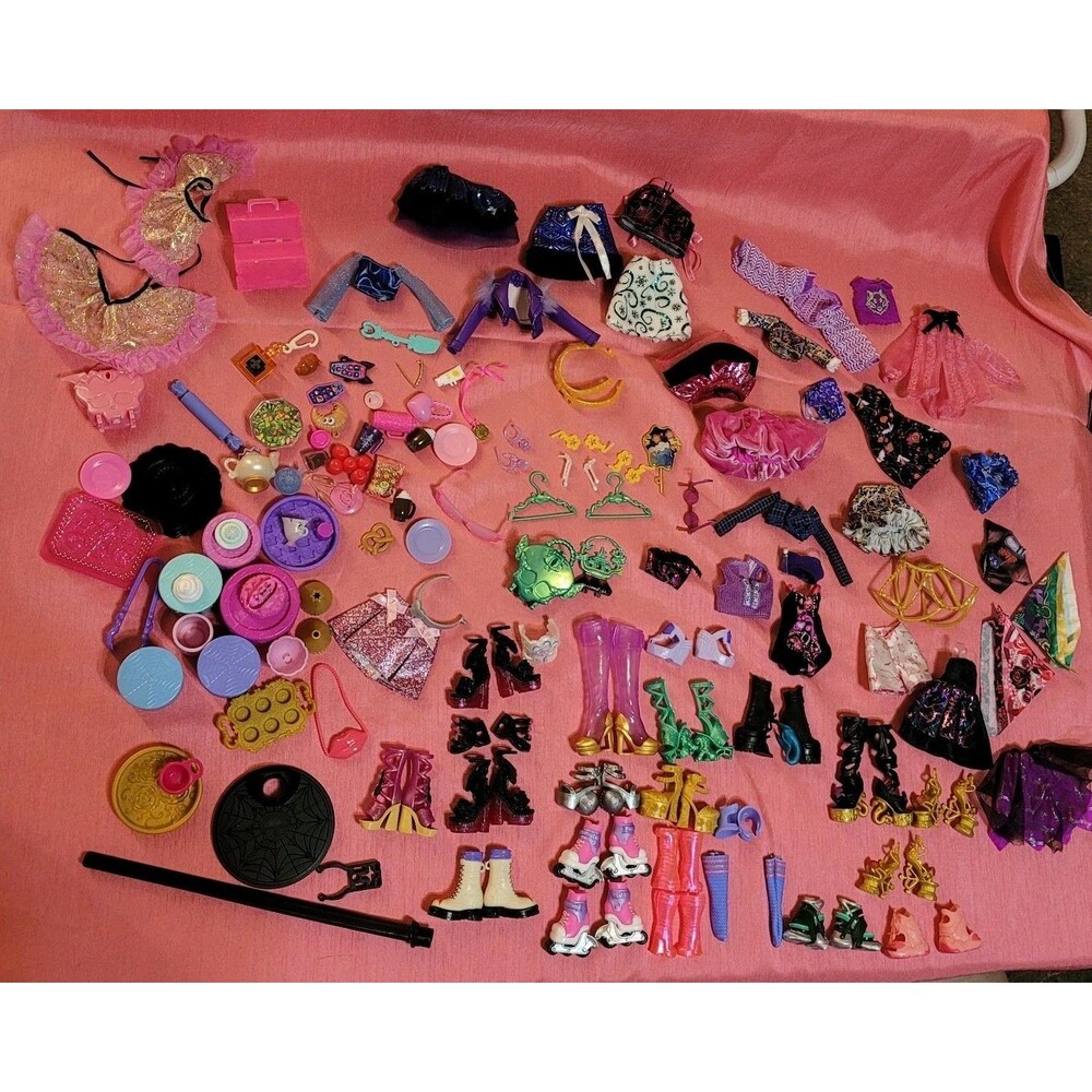 Monster High G3 Clothing Lot Shoes Tops Skirts Draculaura Abbey Cupid Barbie Y2K